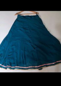 Globus Skirt