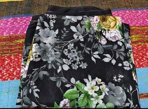 Elegant Black Floral Print Saree