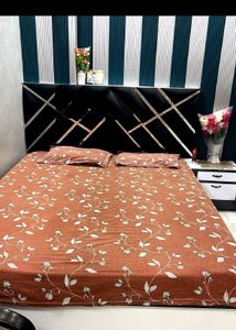 Cozy Floral Print Bedsheet Set combo