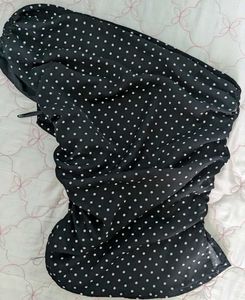 Chic Black Polka Dot One-Shoulder Top