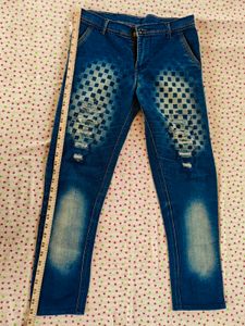 Men's Blue ripped Jeans