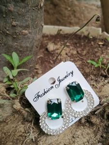 Elegant Emerald & Diamond Earrings