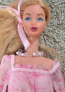 Vintage kissings Barbie Doll in Pink Floral Dress