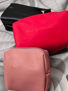 MAC bags/pouches 😍❤️