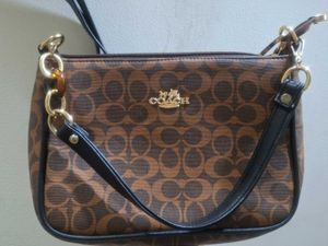 Coach Signature Crossbody Bag (1st copy)