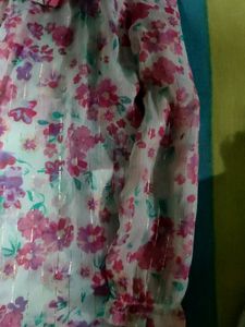 Pink Top 🩷(2-3 Yr Old Girl)