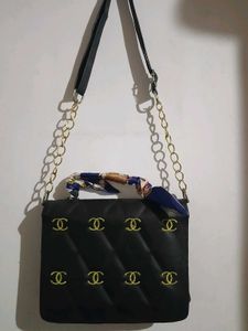 Parisian Chic Quilted Crossbody Bag - Black and Go