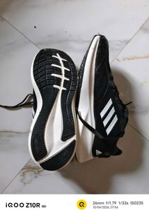 unused Adidas Running Shoes(1st copy)