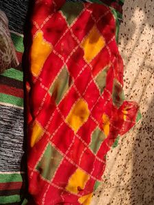 Red Bandhani saree