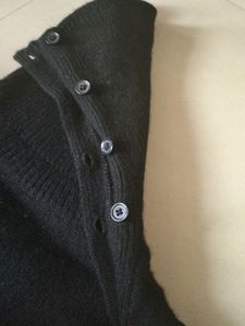 Black Pullover