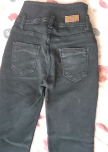Black Skinny Fit Jeans