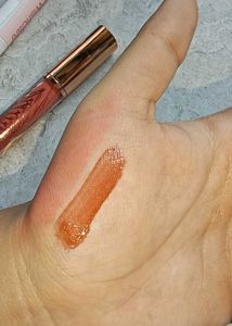 Rare Beauty Positive Light Liquid Luminizer