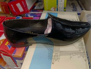 Stylish Black Ethnic Shoes