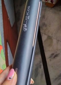 Iconic Me Simply Straight Hair Straightener