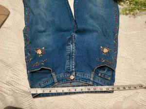 Very Beautiful Embroidery Jeans With Purse