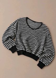 BLACK & WHITE TEXTURED KNIT CREWNECK SWEATER