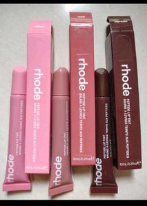 2 rhode lipbalm together.