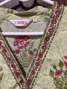 Beautiful Floral Print Kurta