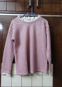 pink top