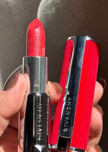 Givenchy Velvet Lipstick shade 27 ro