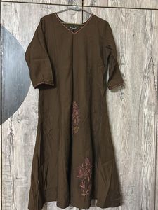 Elegant Brown Embroidered Kurta