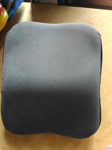2 car seat neck pillows