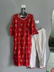 Red Floral Kurta Set (L)