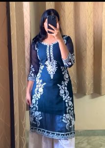 Elegant Blue Embroidered Kurta