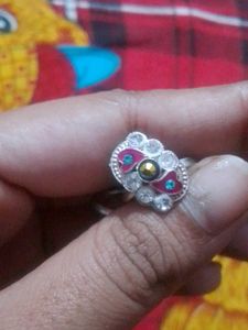 anti tanish 4 silver colour toe ring
