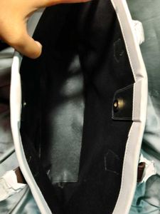 Iykyk Stylish Tote Bag with Pouch