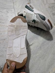 Stylish White &amp; Green Sneakers