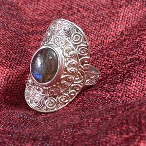 Chunky Labradorite Ring