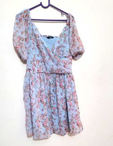 New Unused Blue Floral Puff Sleeve Wrap Top | L