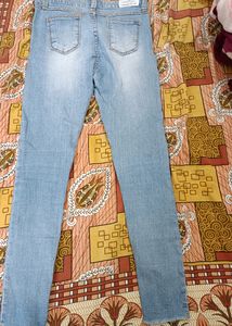 Light Blue Colour Jeans 👖