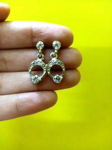 Elegant Crystal Drop Earrings