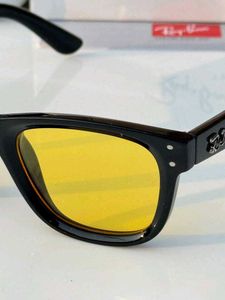 Ray-Ban reverse Sunglasses - Black Frame, Yellow L