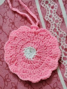 148.Crochet Flower bagcharm/earbuds case