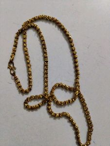 Elegant Gold Chain Necklace