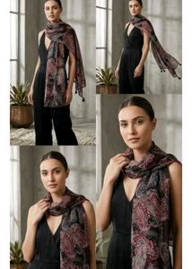 Elegant Paisley Print Scarf with Tassels