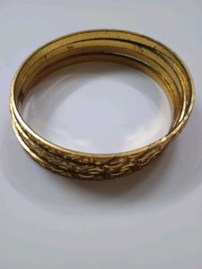 Elegant Bentex Gold Bangle Set