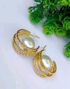 2 Pearl Hoop Earrings🤩