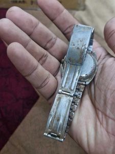 Vintage Analog Watch - Needs Repair