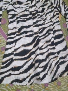 Stylish Zebra Print Button-Up Shirt