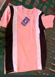 Brand New *** Tshirt 👕 With Tag