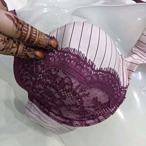 ❤️‍🔥 Lace Trim Striped Bra