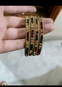 6 Kundan  Hand Chann &amp; Earrings