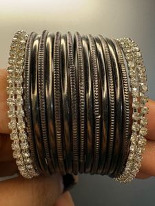 Sparkling Bangles Set