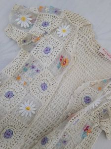 Vintage Crochet Daisy Cardigan