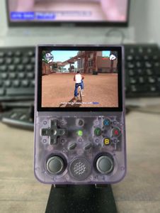 Anbernic Rg353v - 1500 games loaded