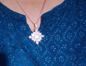 Sparkling Star Pendant Necklace